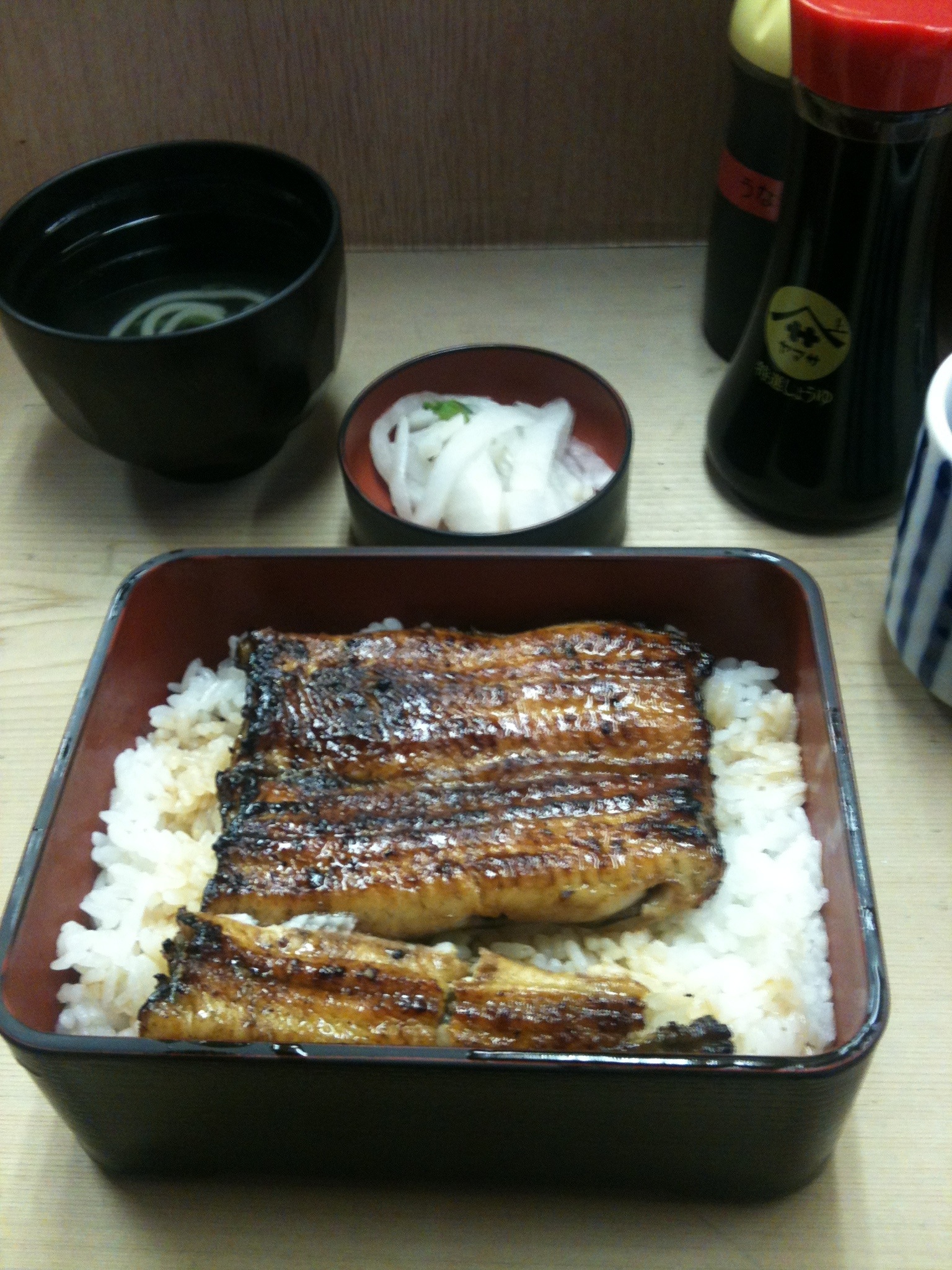 神田のうな正で昼メシ
