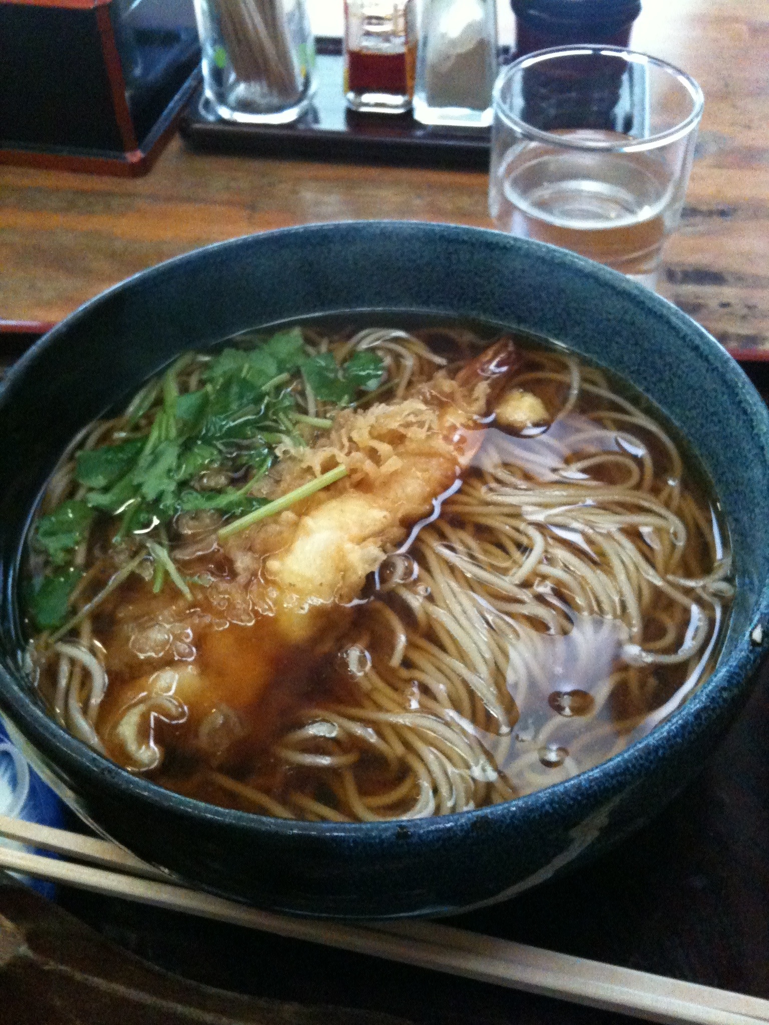 芝園橋の丸屋で昼メシ
