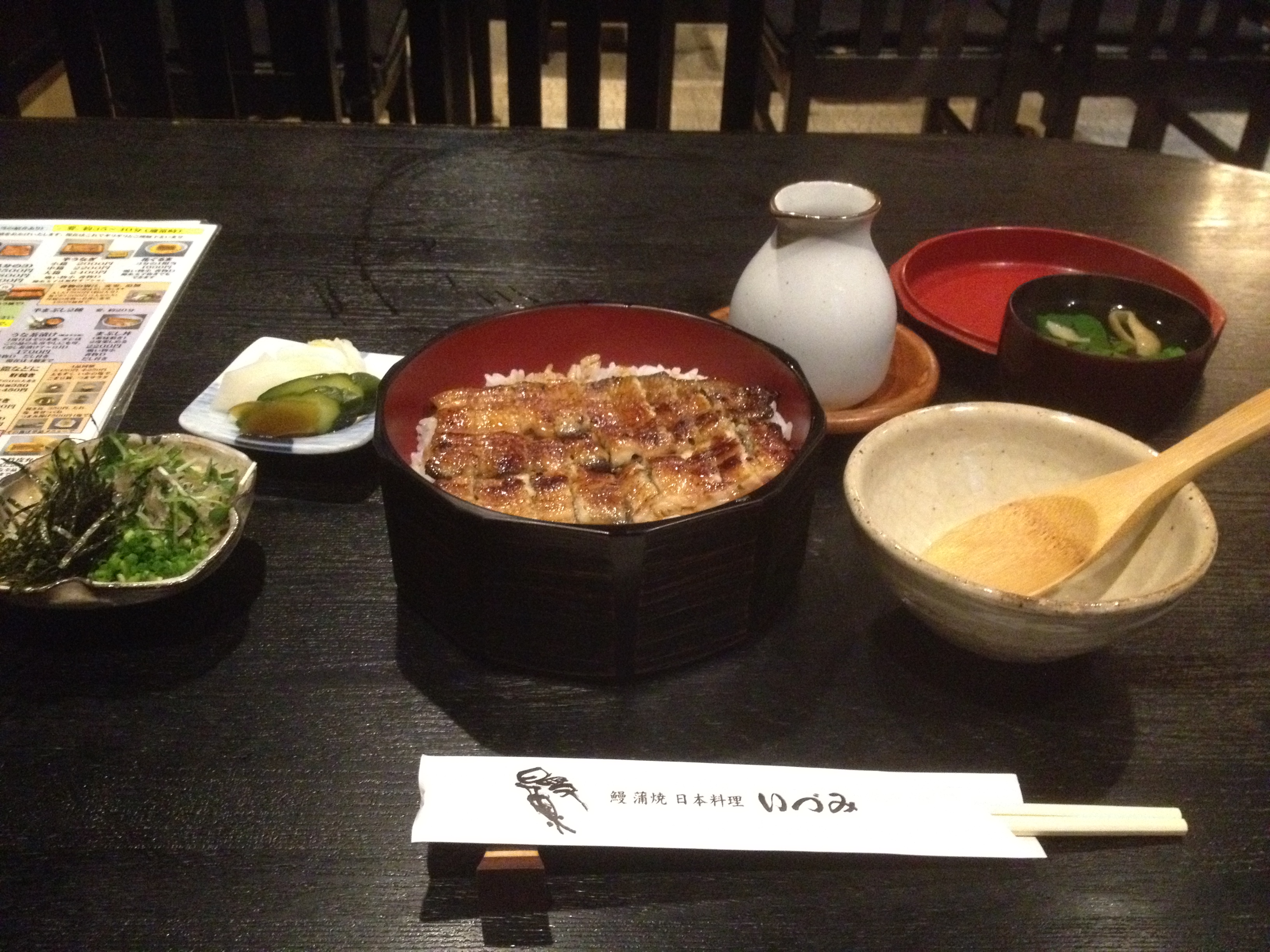 青戸の「いづみ」で昼飯