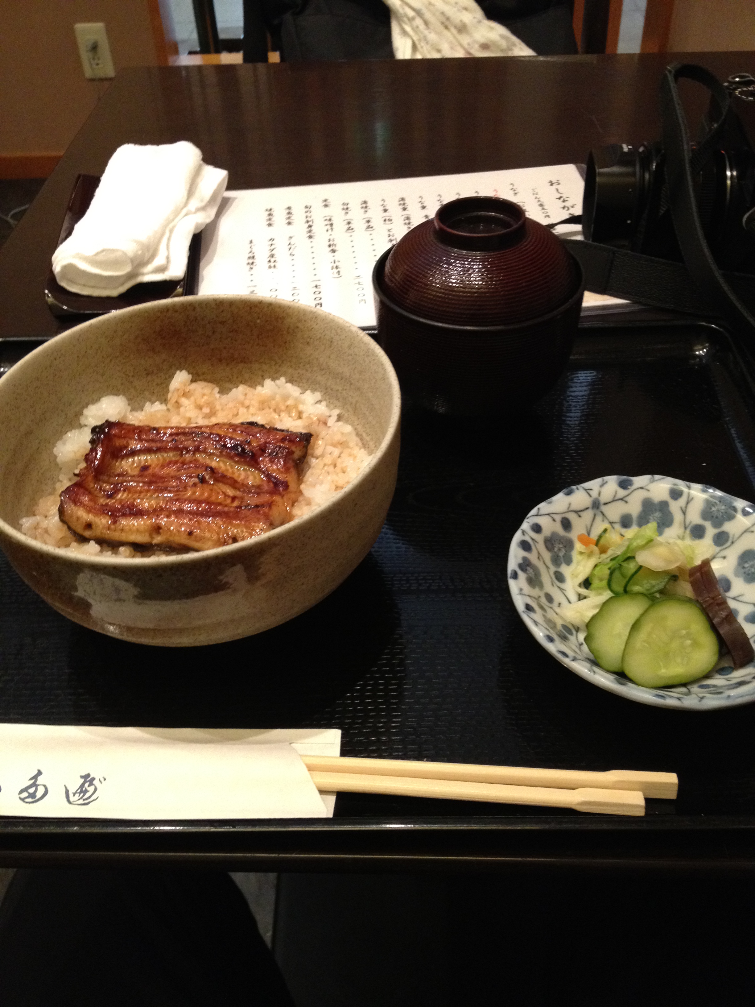 初音町のわたべで昼メシ