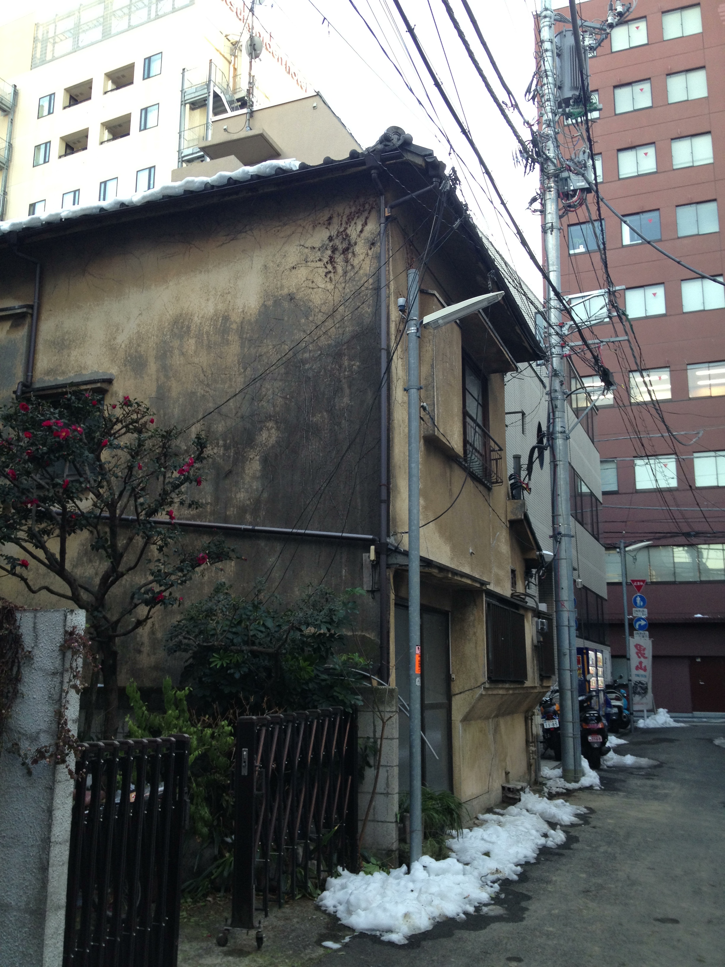 四谷を散歩