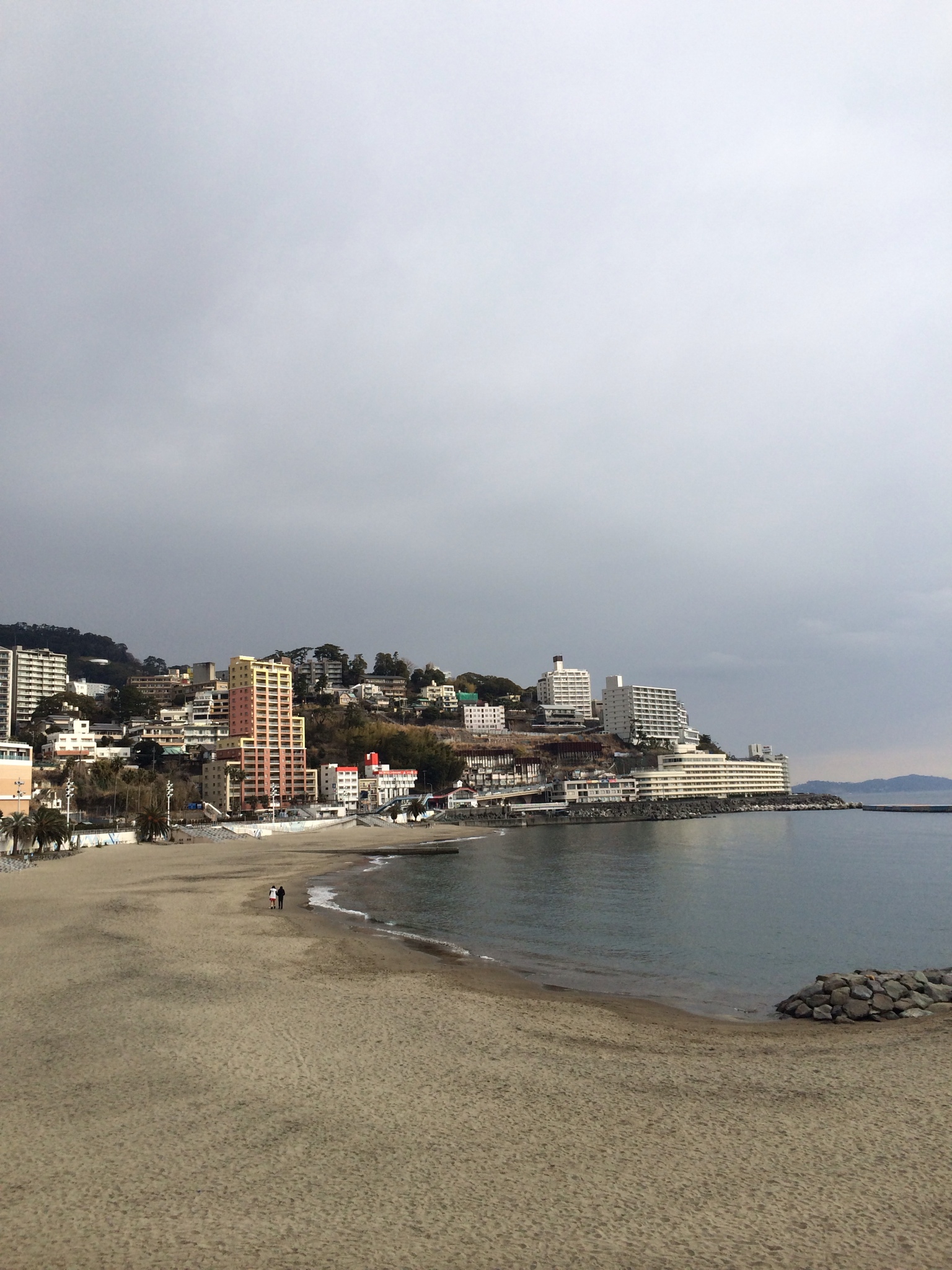 熱海の海岸散歩する〜♪