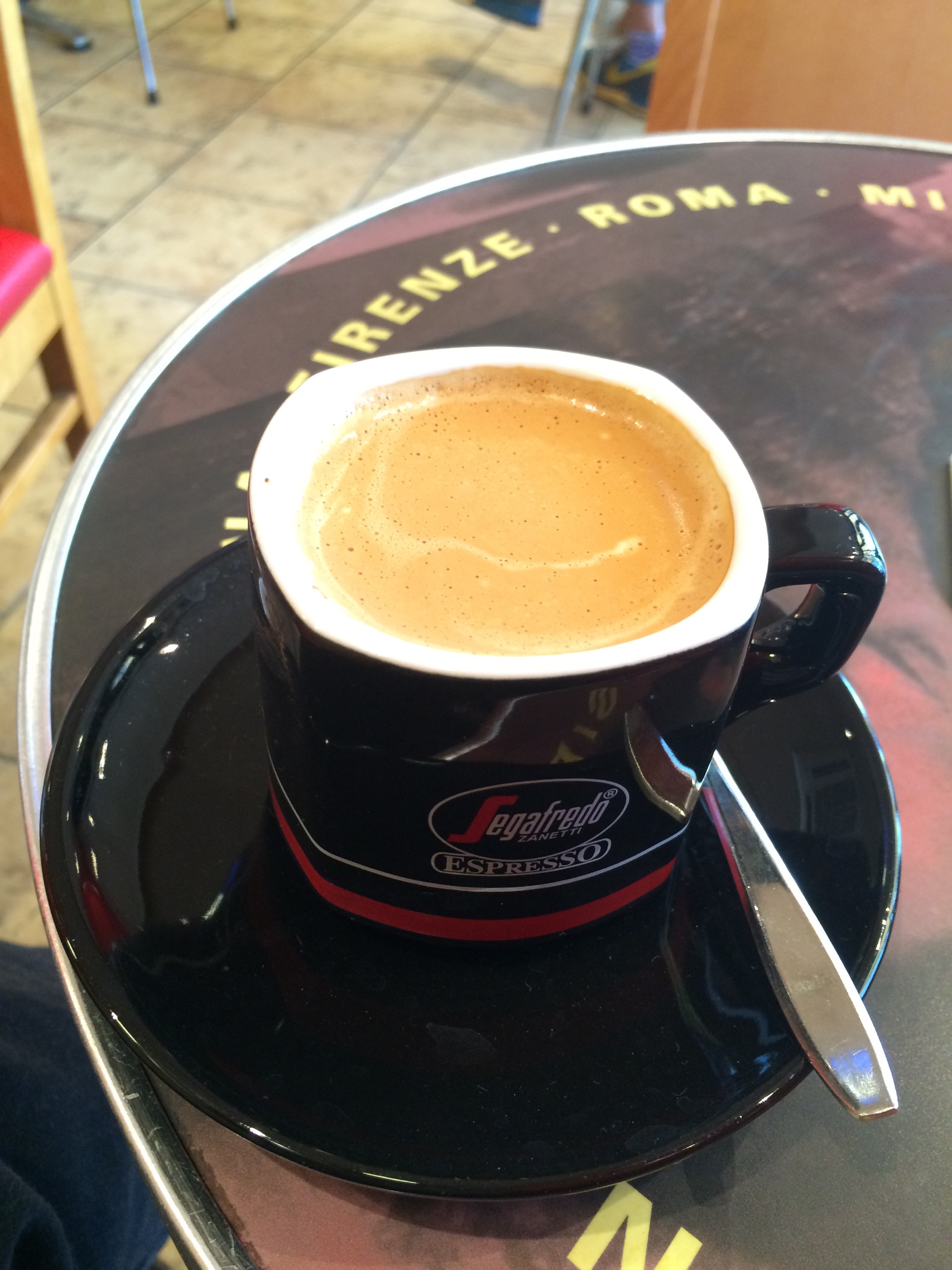 末広町のSegafredo Cafe