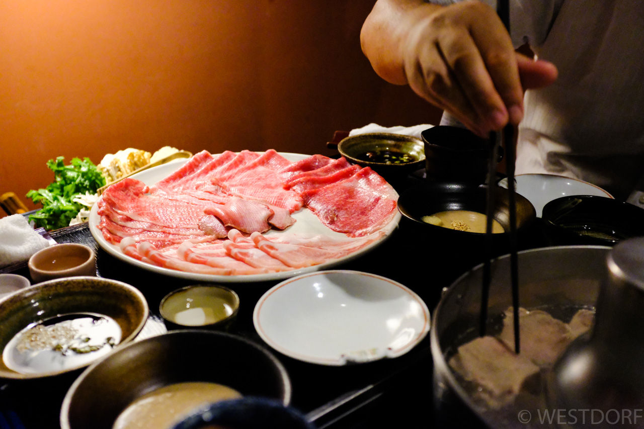 夏でもしゃぶしゃぶ:あや野里