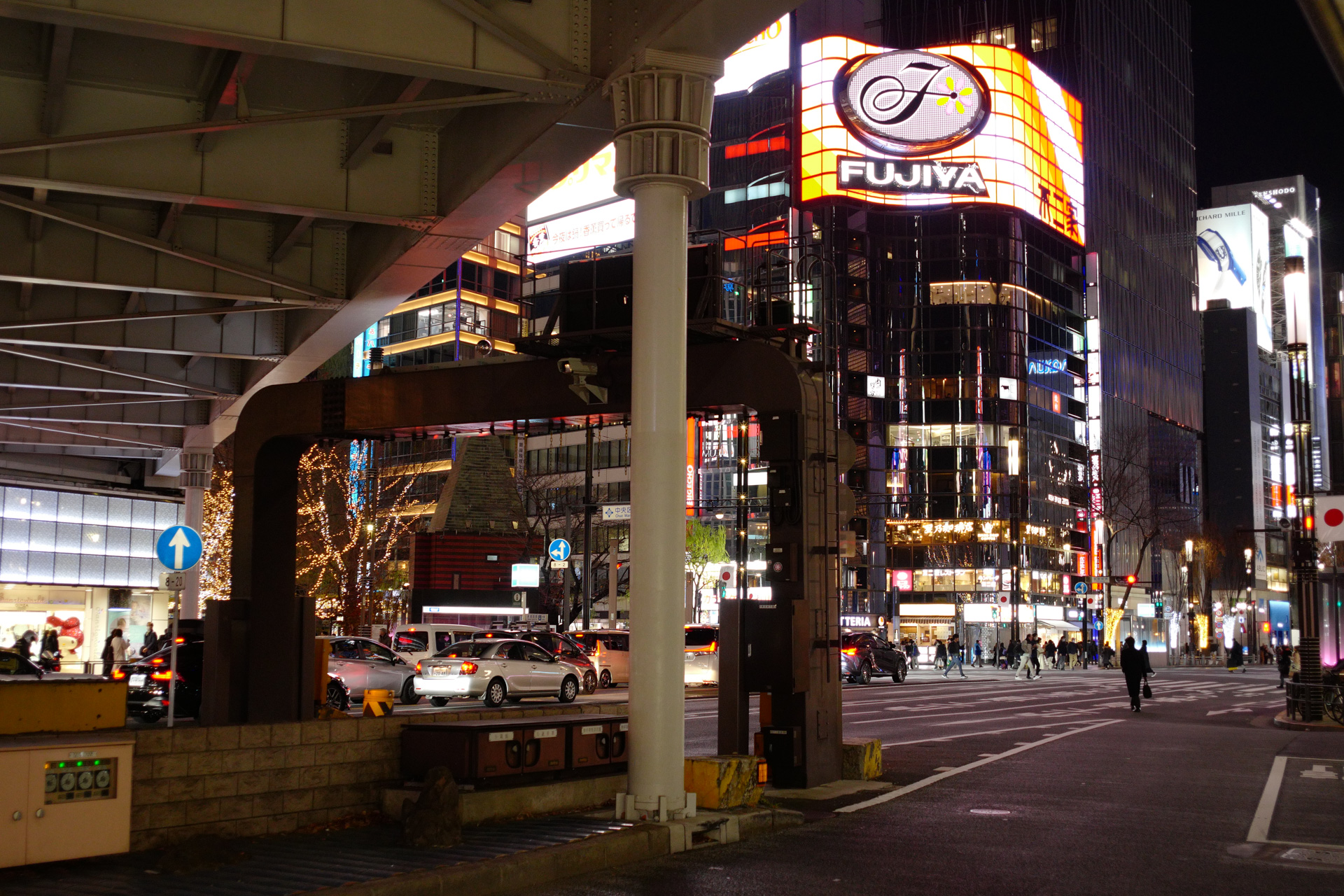 銀座ちょっと徘徊と最後の忘年会